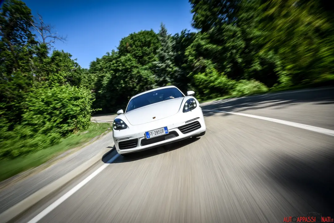Porsche 718 Cayman
