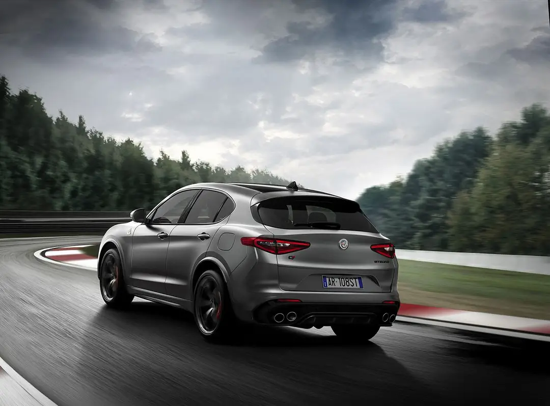 Alfa Romeo Stelvio NRING