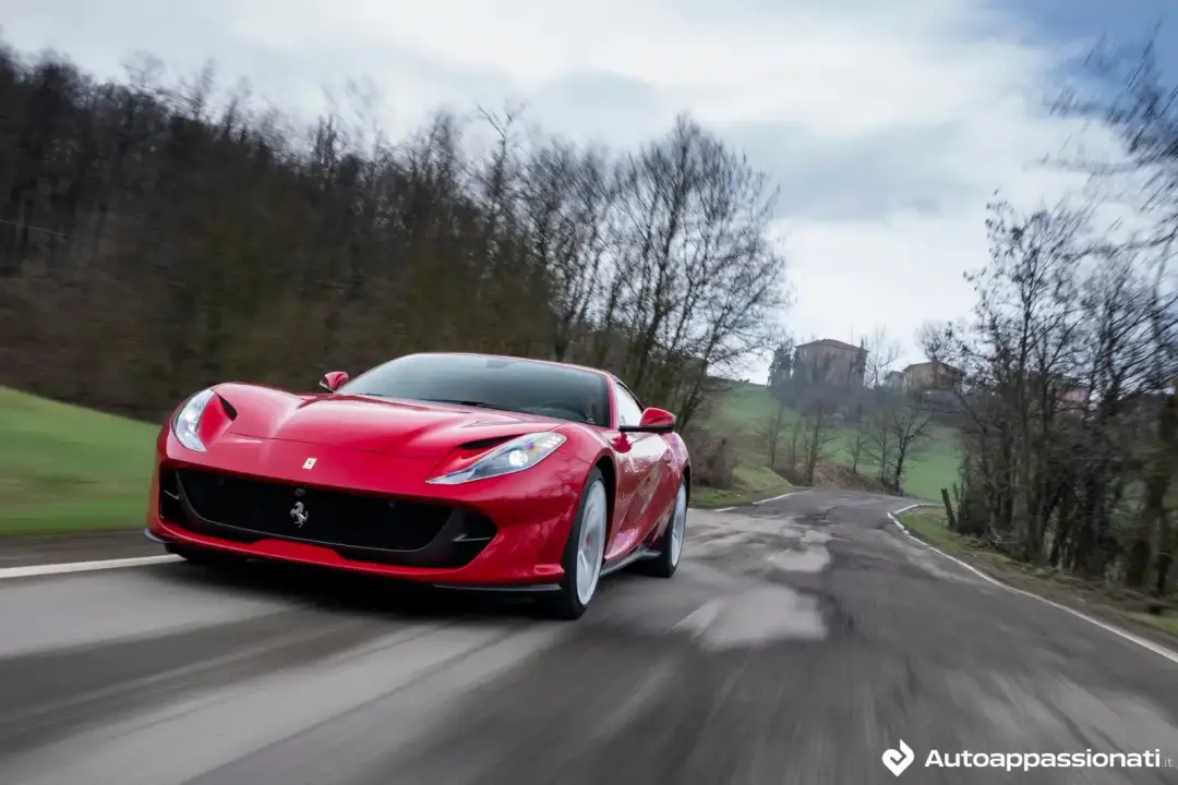 ferrari 812 superfast 39