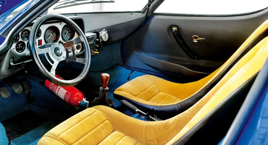 Stratos