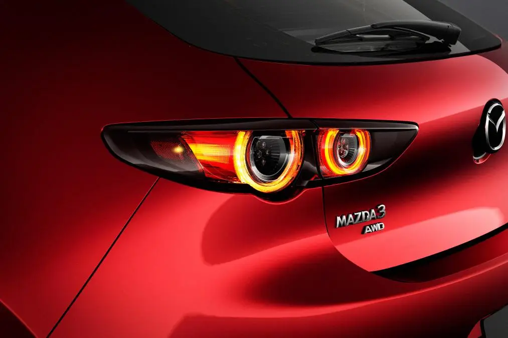nuova mazda 3