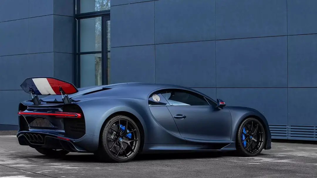 bugatti chiron sport