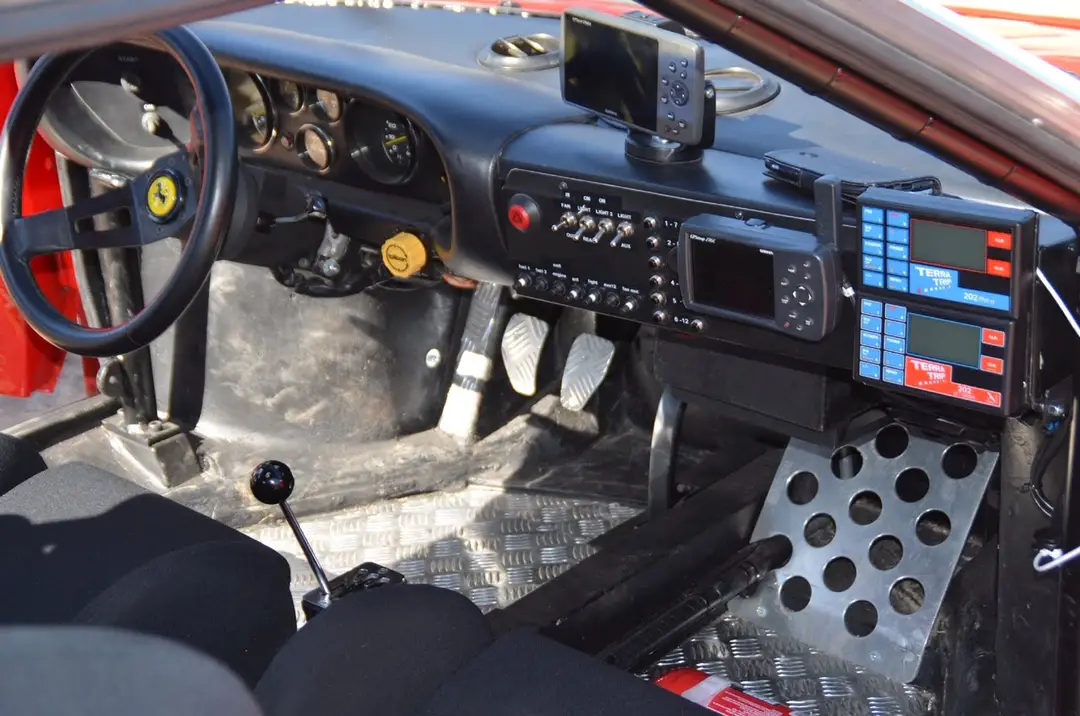 ferrari 308 GT4