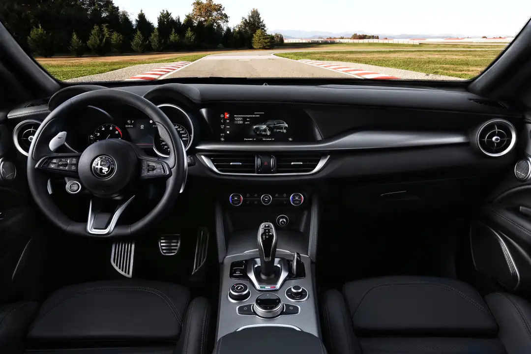 Interni Giulia e Stelvio MY2020