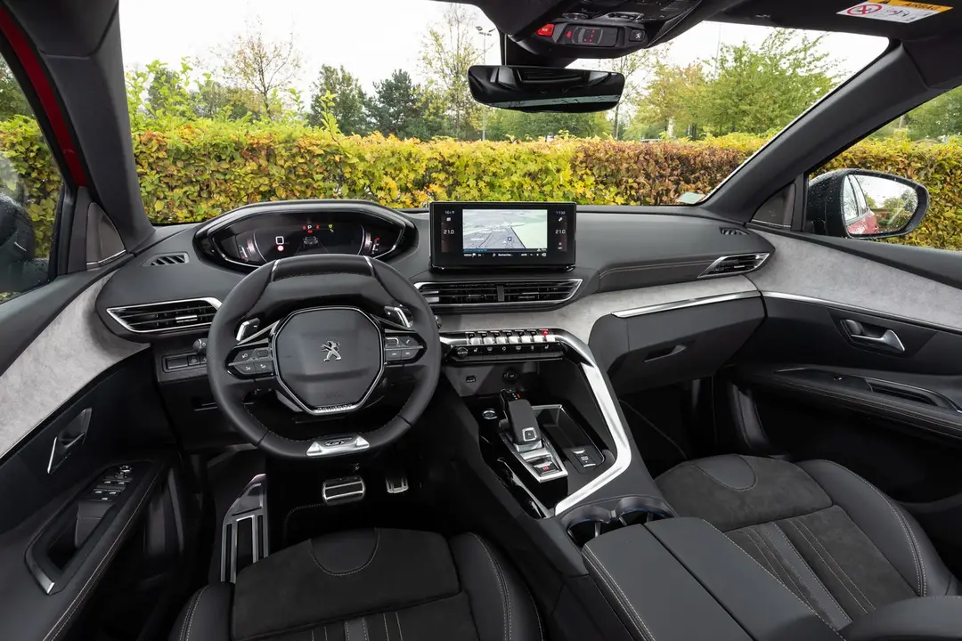 Peugeot 3008 2021_01