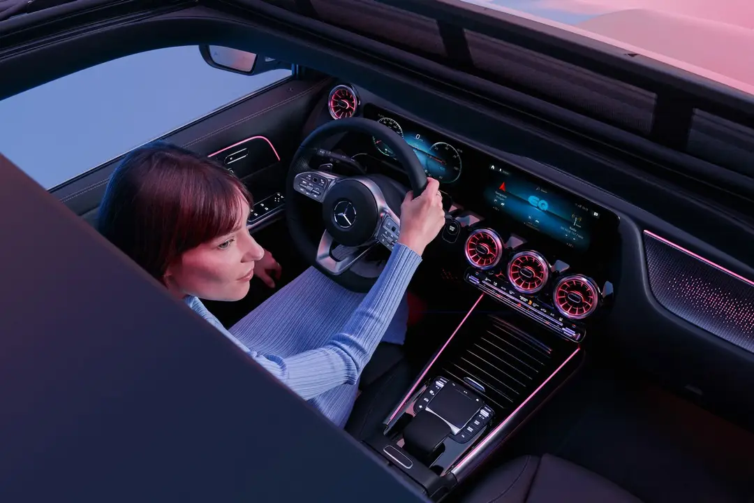 Mercedes EQA 2021