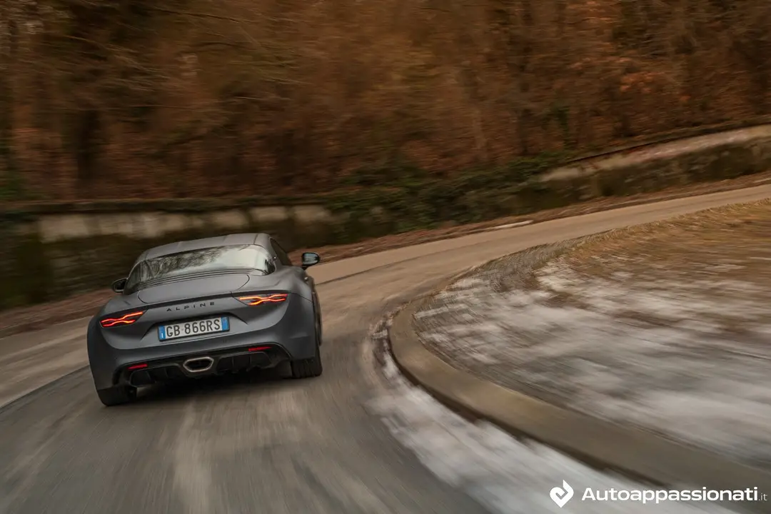 Alpine A110S 2021 dinamica posteriore