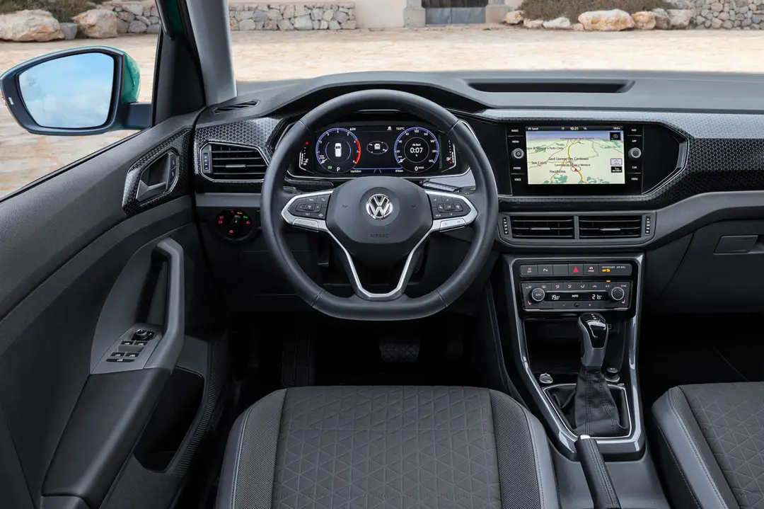 interni t-cross sport