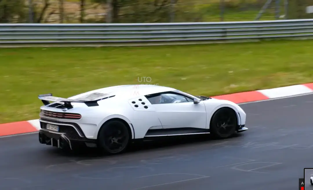 bugatti centodieci 2