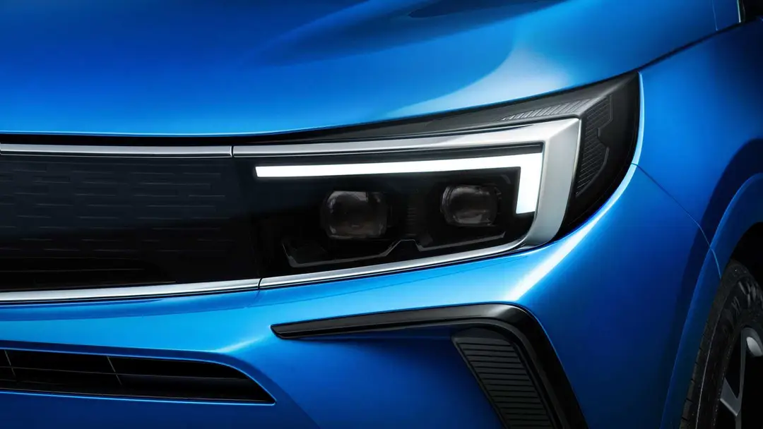 Fari Opel Grandland 2021 - IntelliLux