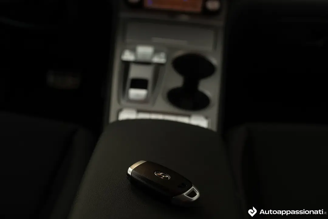 prezzi hyundai kona elettrica