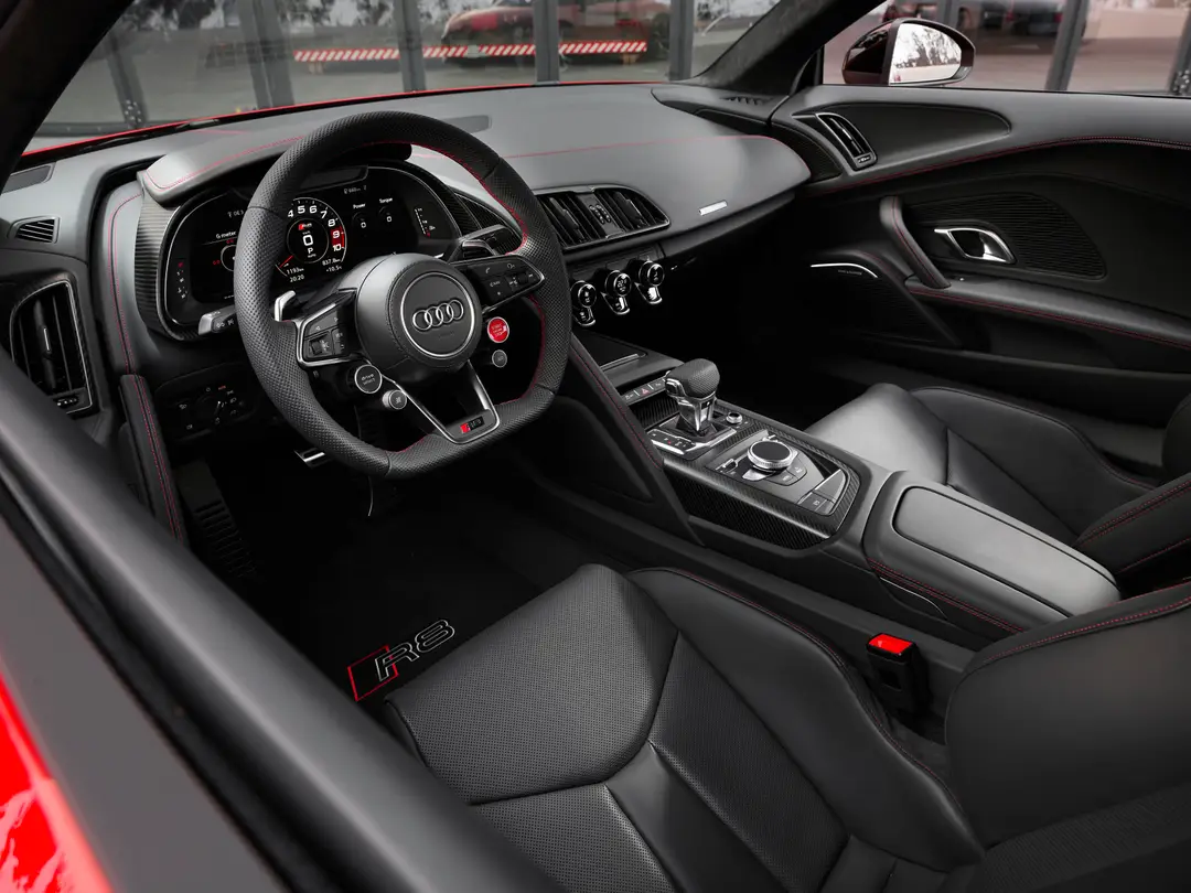 interni audi r8 v10 performance rwd