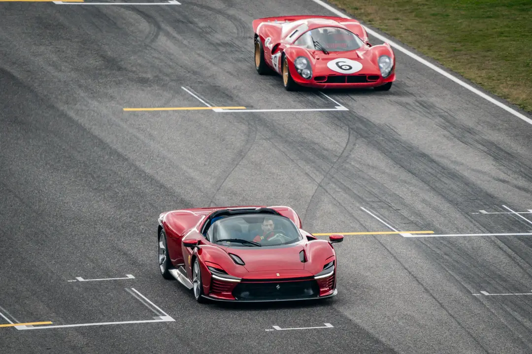 ferrari daytona sp3 mugello