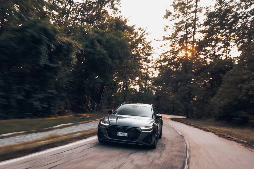 audi rs6 avant 22
