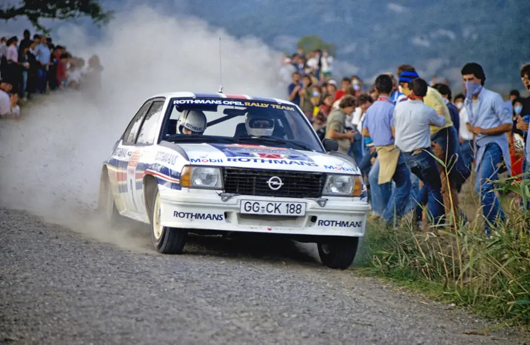 01 opel 518416