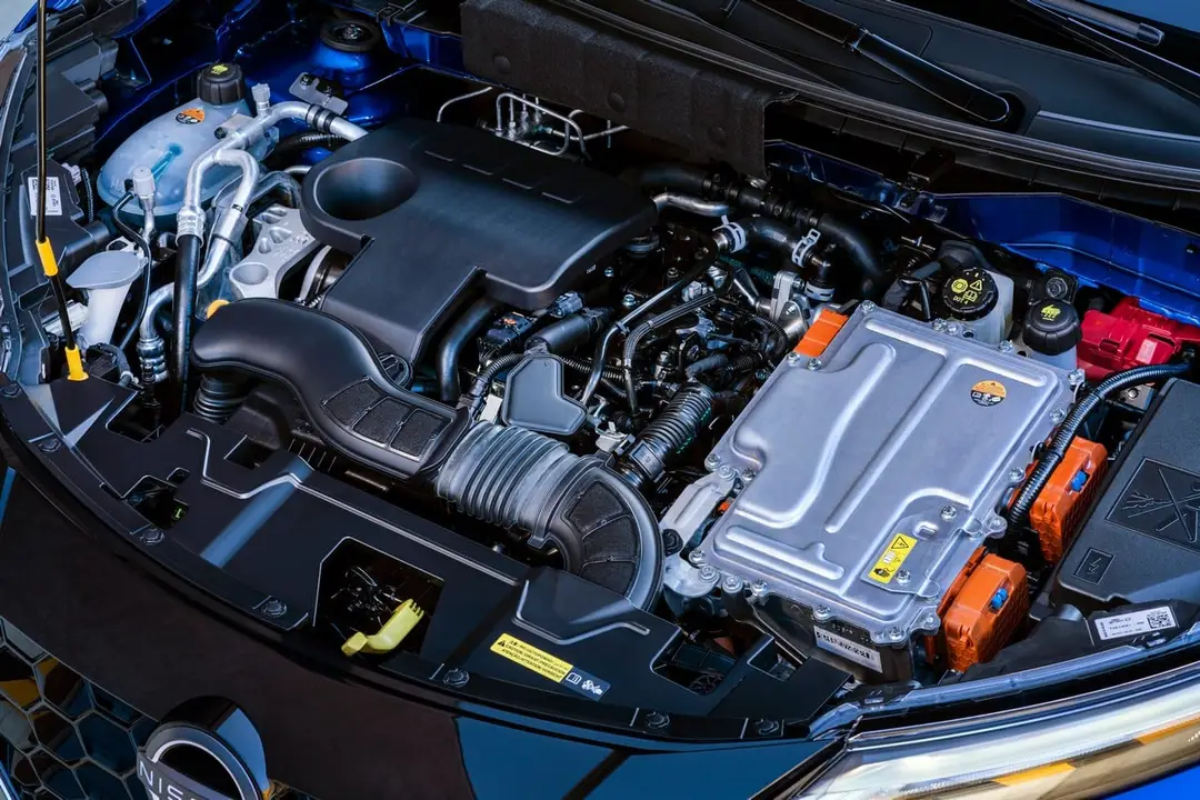 nissan juke hybrid engine powertrain 2 jpg