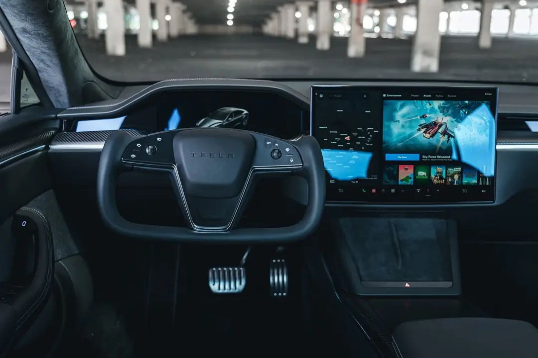 interni tesla model s 2022