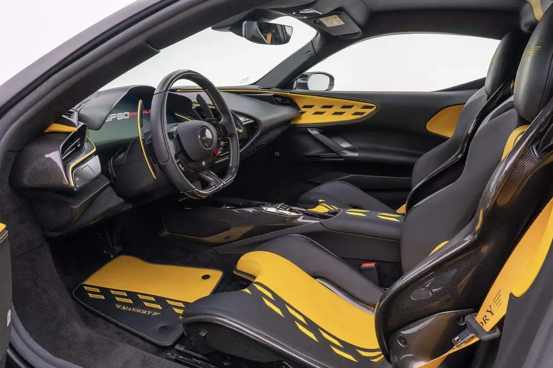 interni mansory fxx9