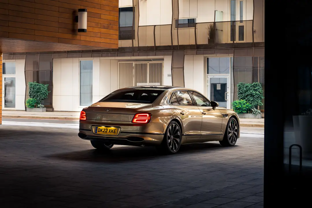 bentley flying spur hybrid 27