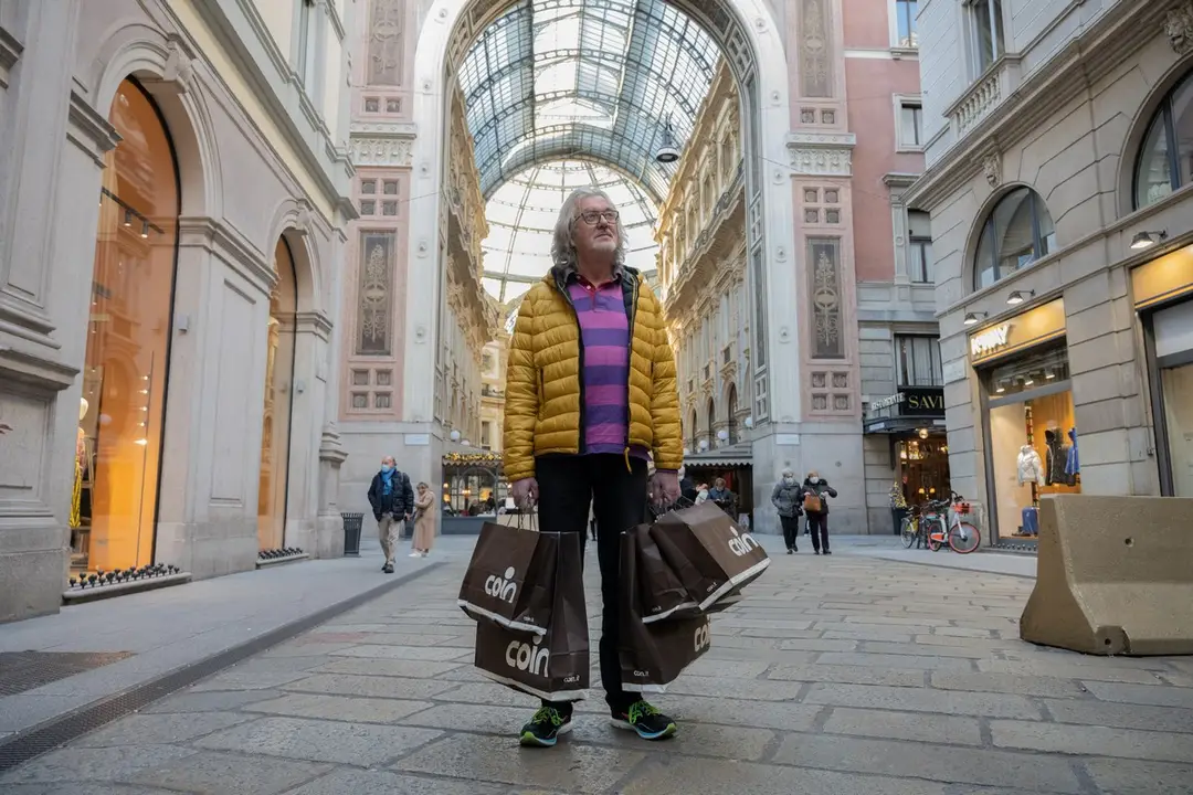 james may il nostro agente in italia 7