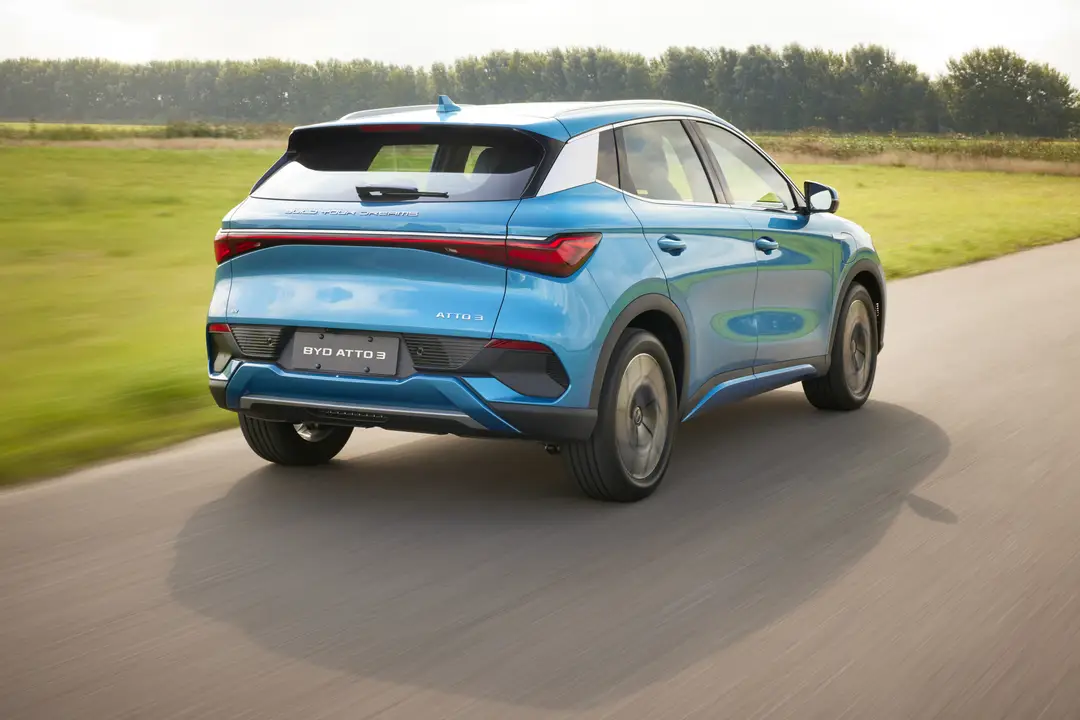 byd atto 3 35
