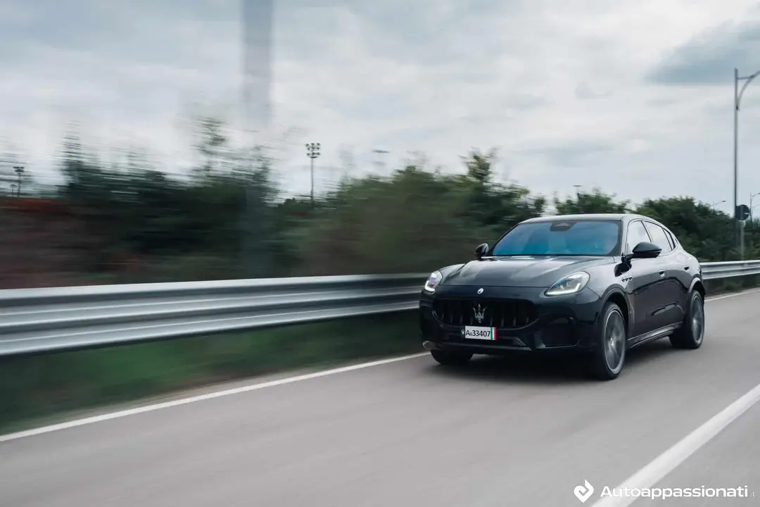 maserati grecale hybrid gt 24