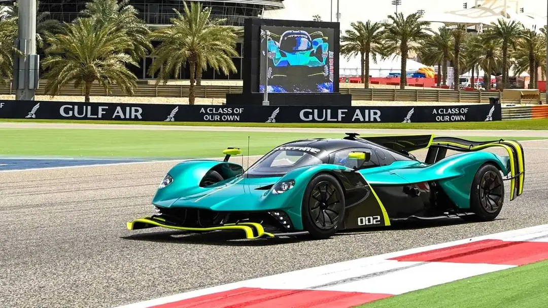 aston martin valkyrie amr pro bahrain