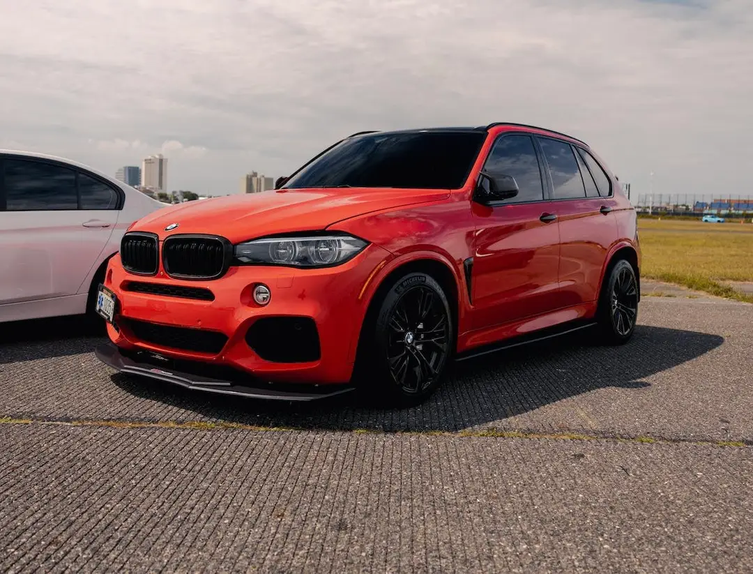 grande suv pene piccolo