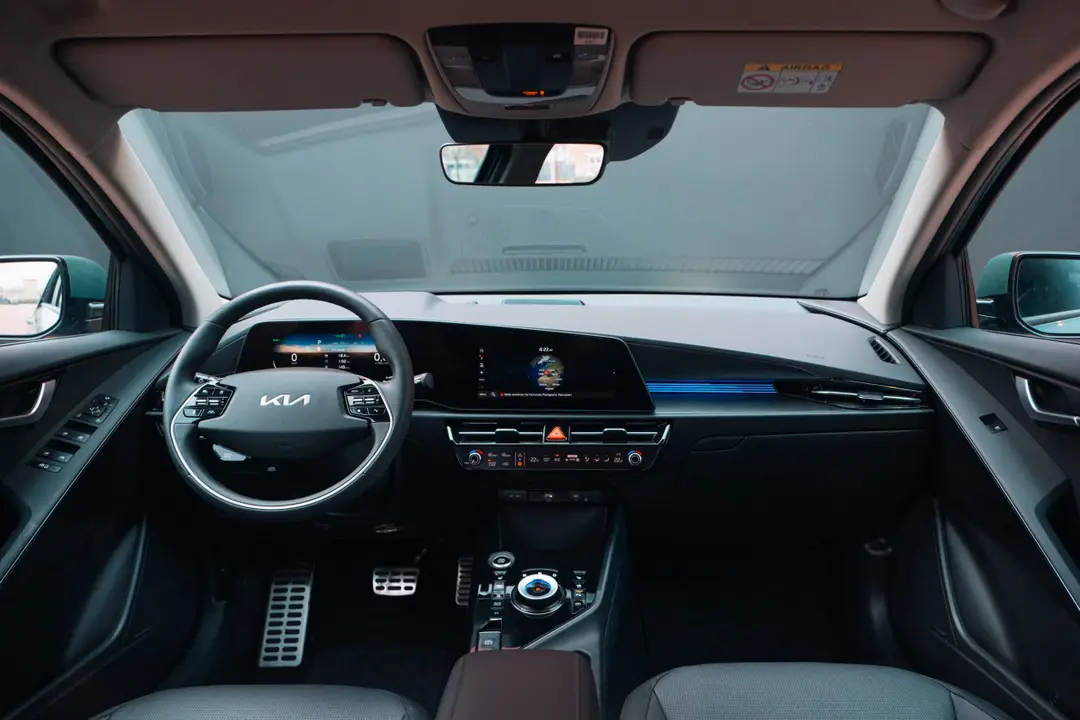 kia niro hev 2023 auto full hybrid interni
