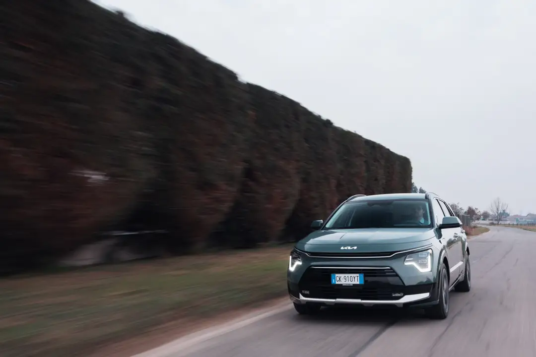 kia niro hev 2023 auto full hybrid