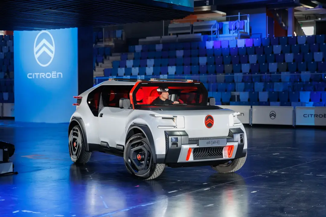 Citroen Oli frontale tre quarti