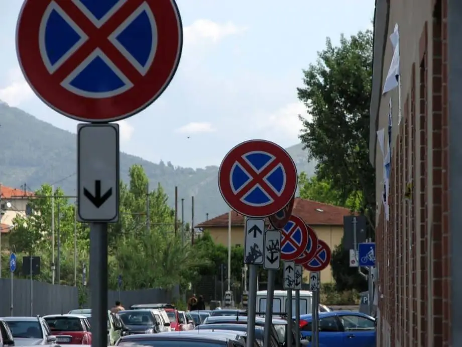 seganli divieto e sosta