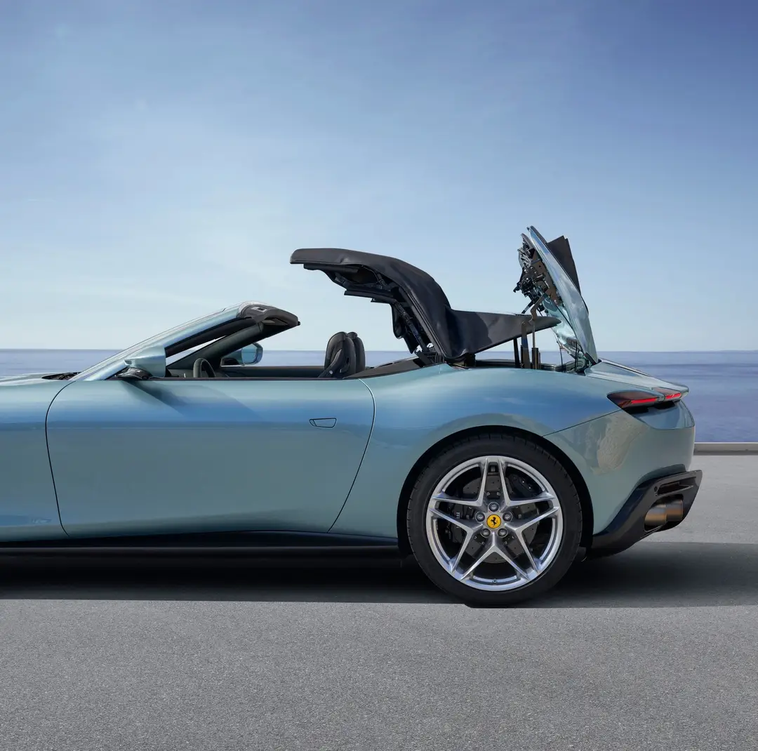 ferrari roma spider