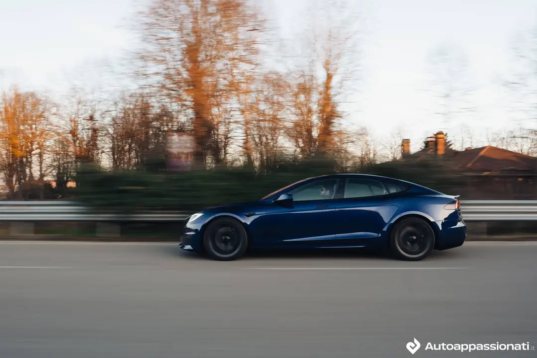 velocità massima tesla model s plaid