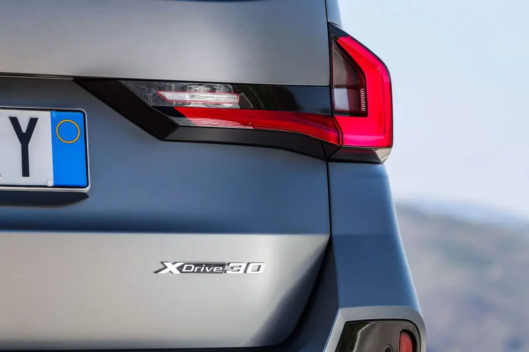 BMW iX1 2023