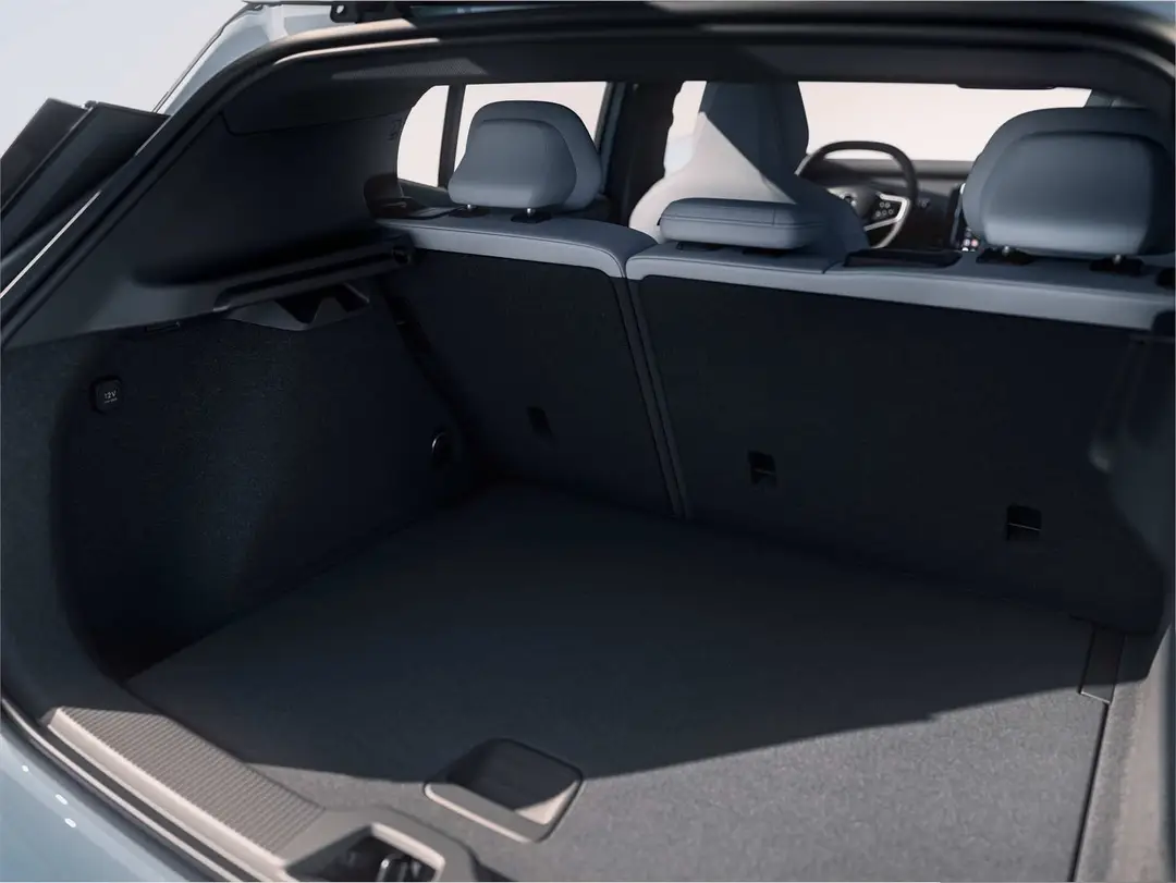 313345 volvo ex30 interior