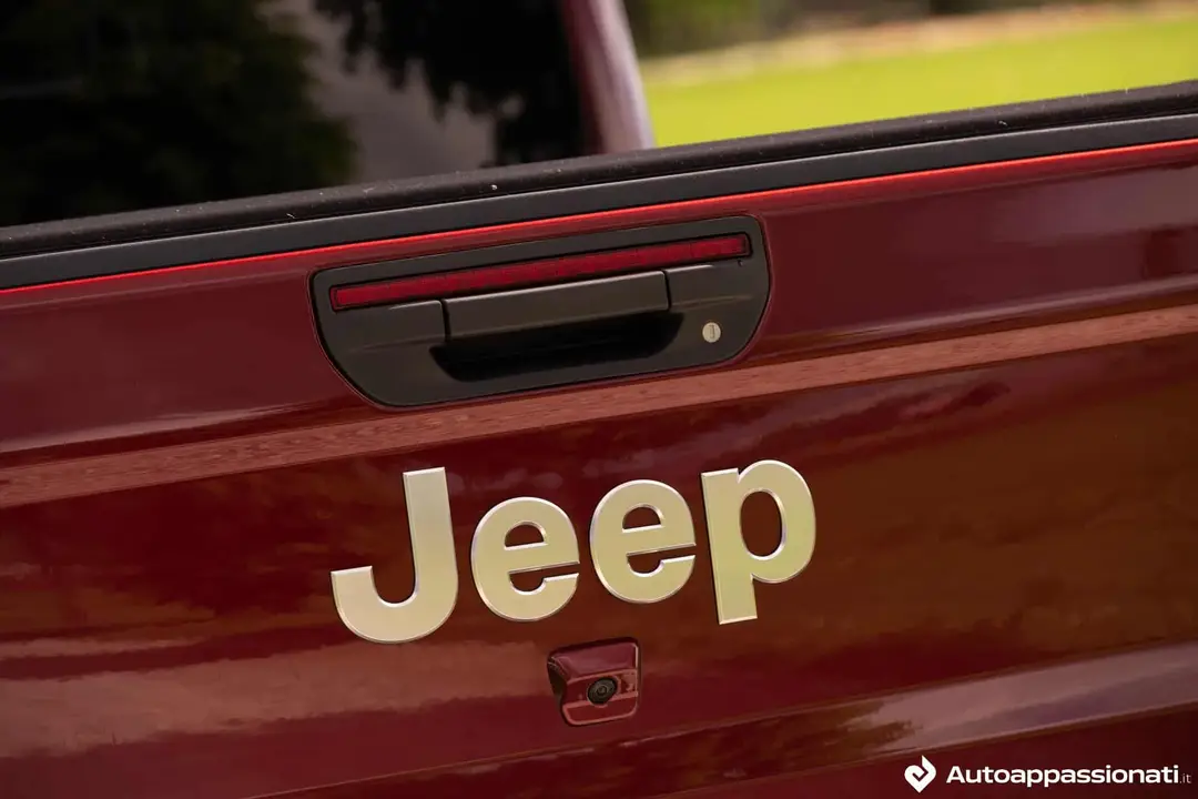 jeep gladiator 08