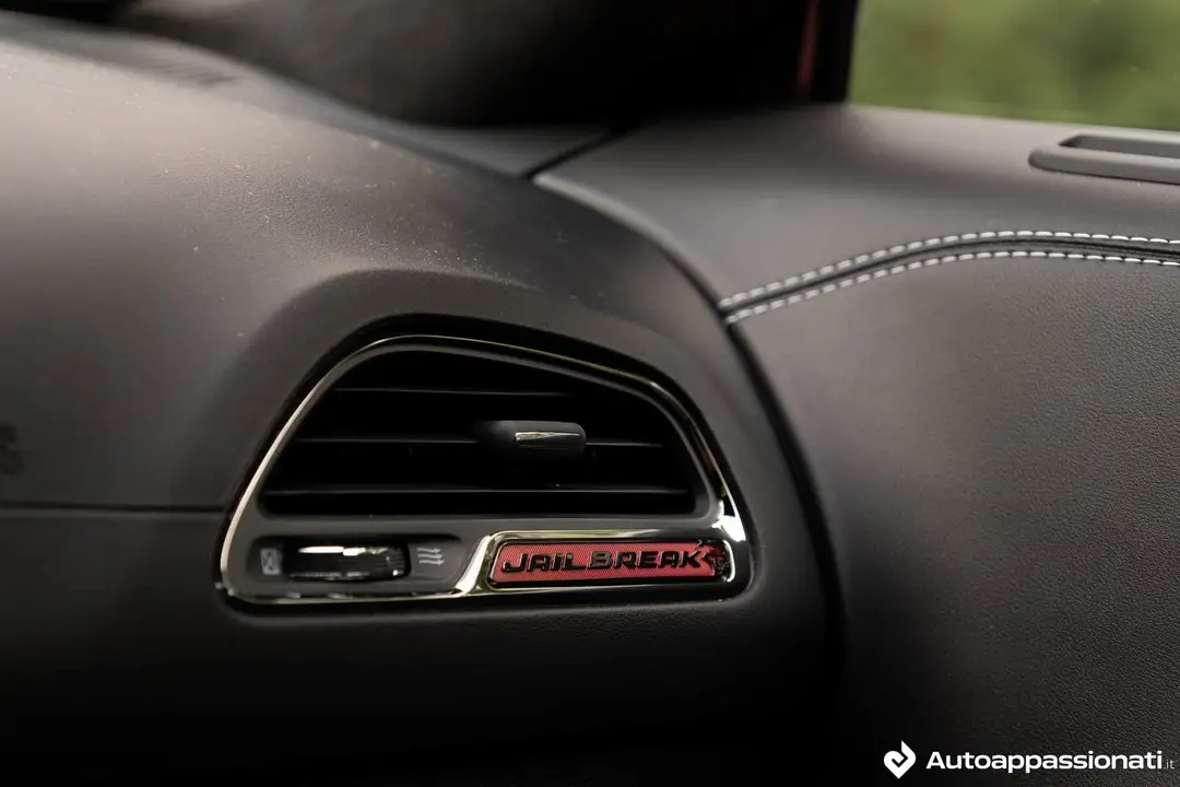 dodge challenger srt hellcat 08