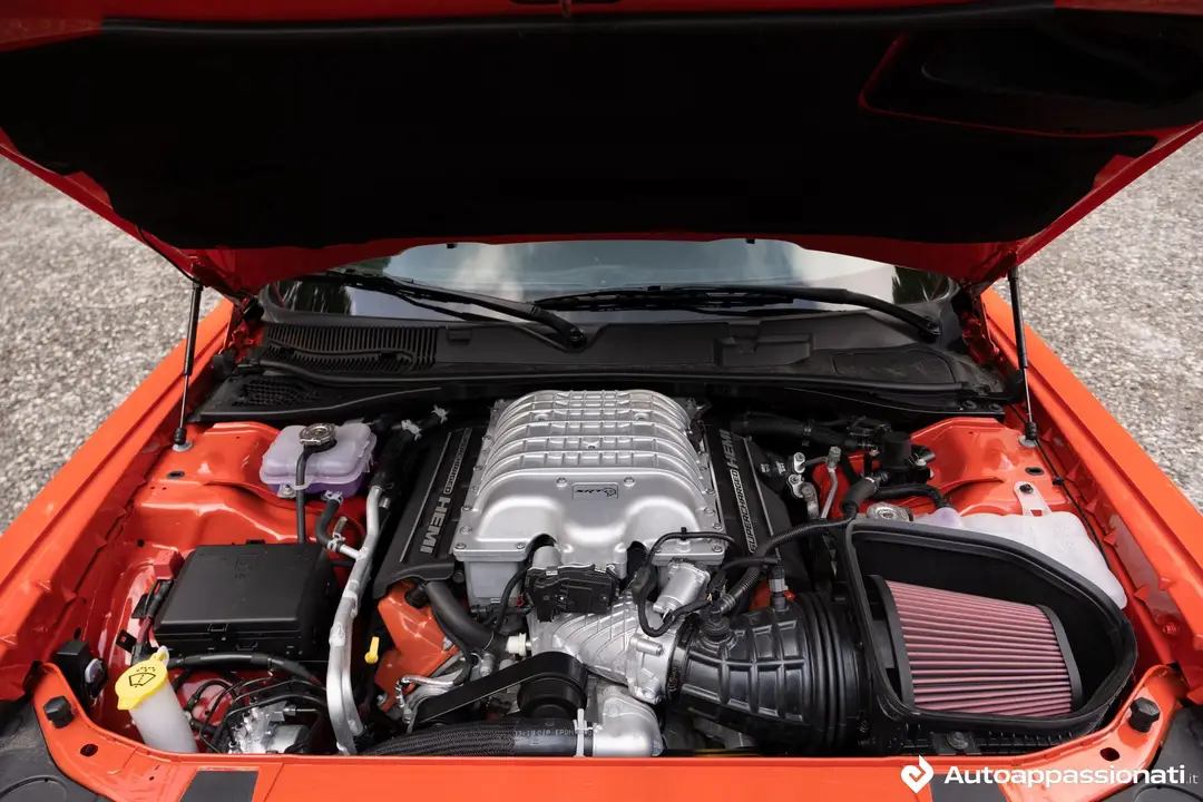 dodge challenger srt hellcat 10