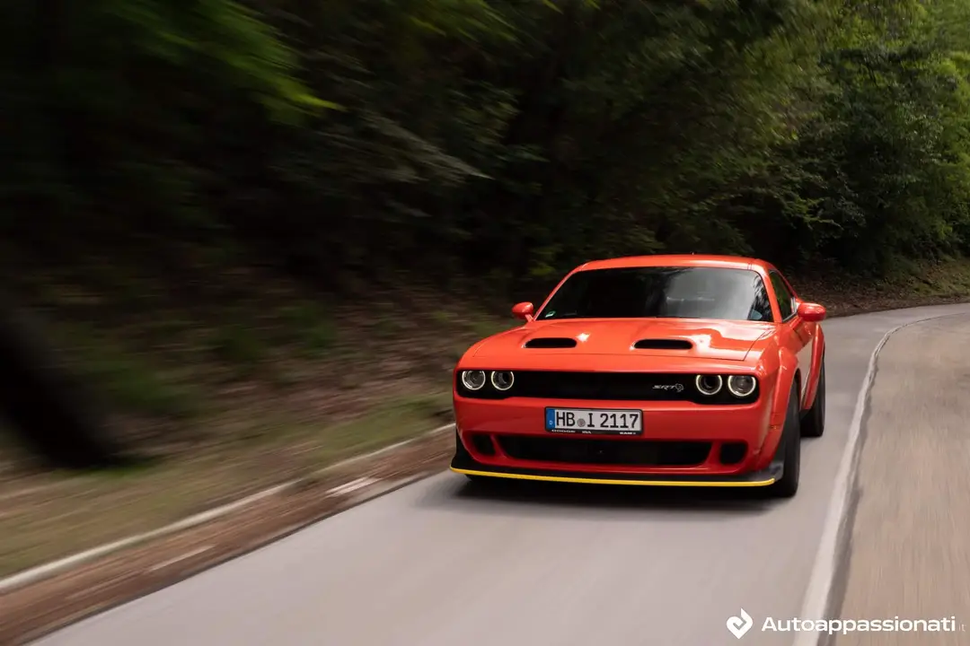 dodge challenger srt hellcat 21