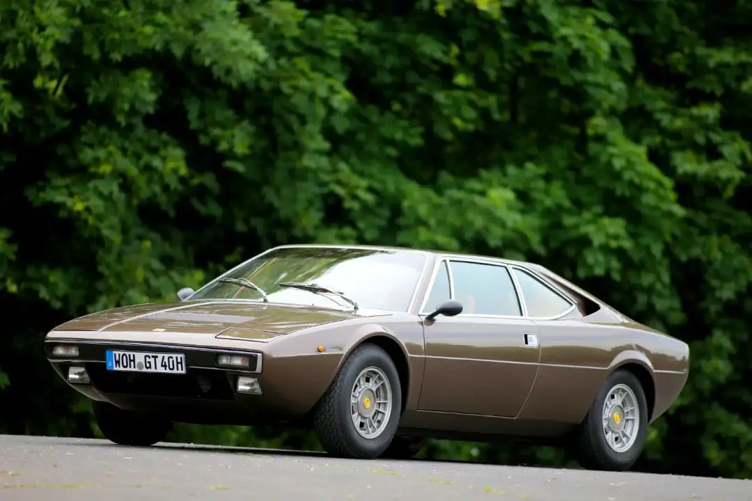 Ferrari Dino 308 GT4