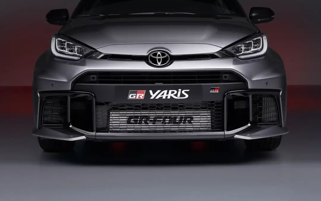 023025 toyota yaris gr studio day246620 frontgrill 4