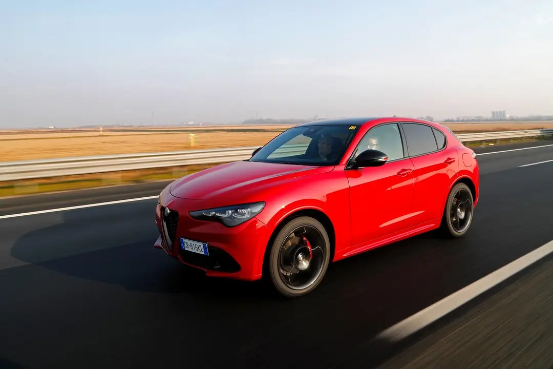 alfa romeo stelvio tributo italiano 2024
