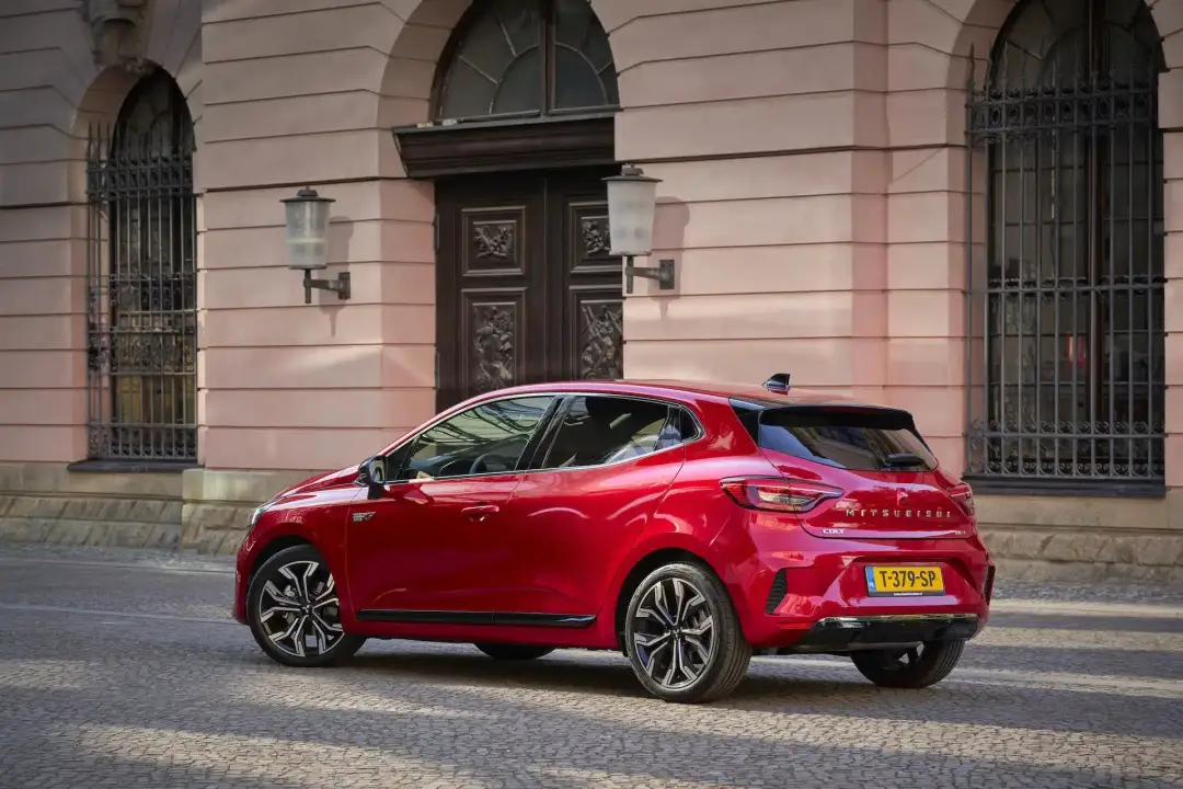 mitsubishi colt 2024 gamma 4