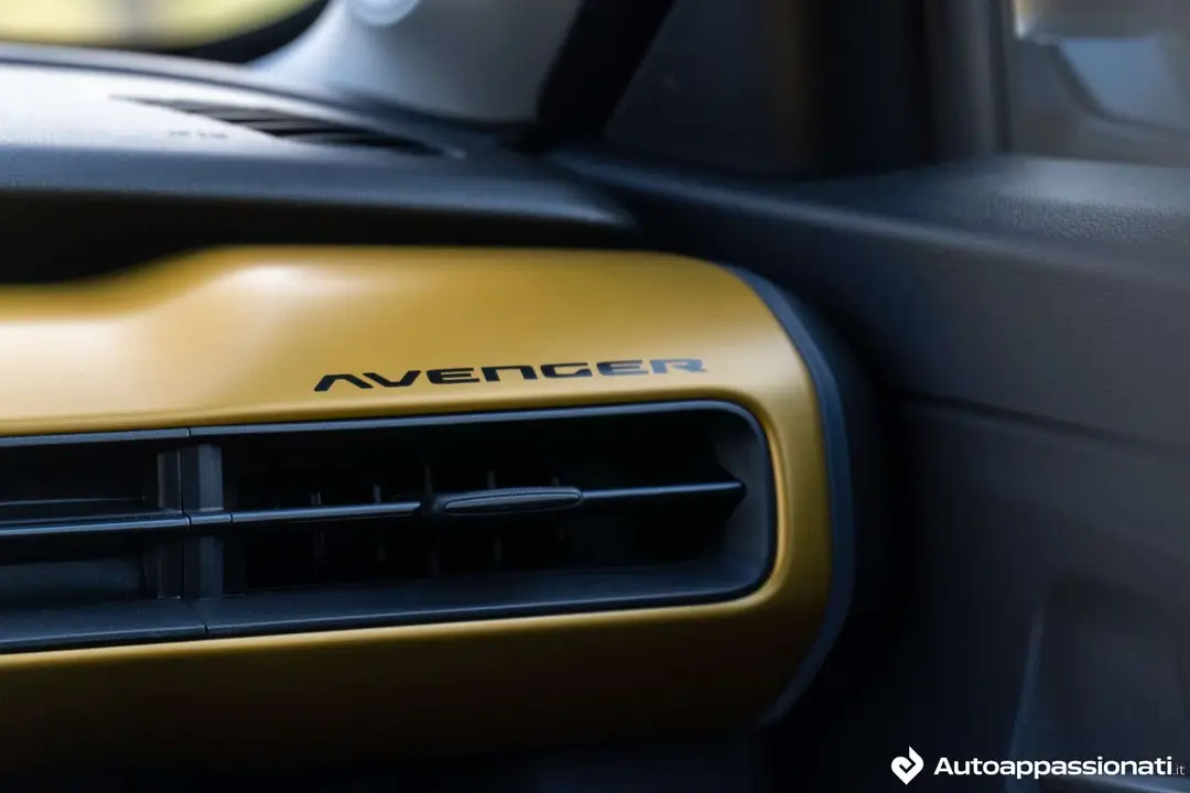 Jeep Avenger elettrica 2025