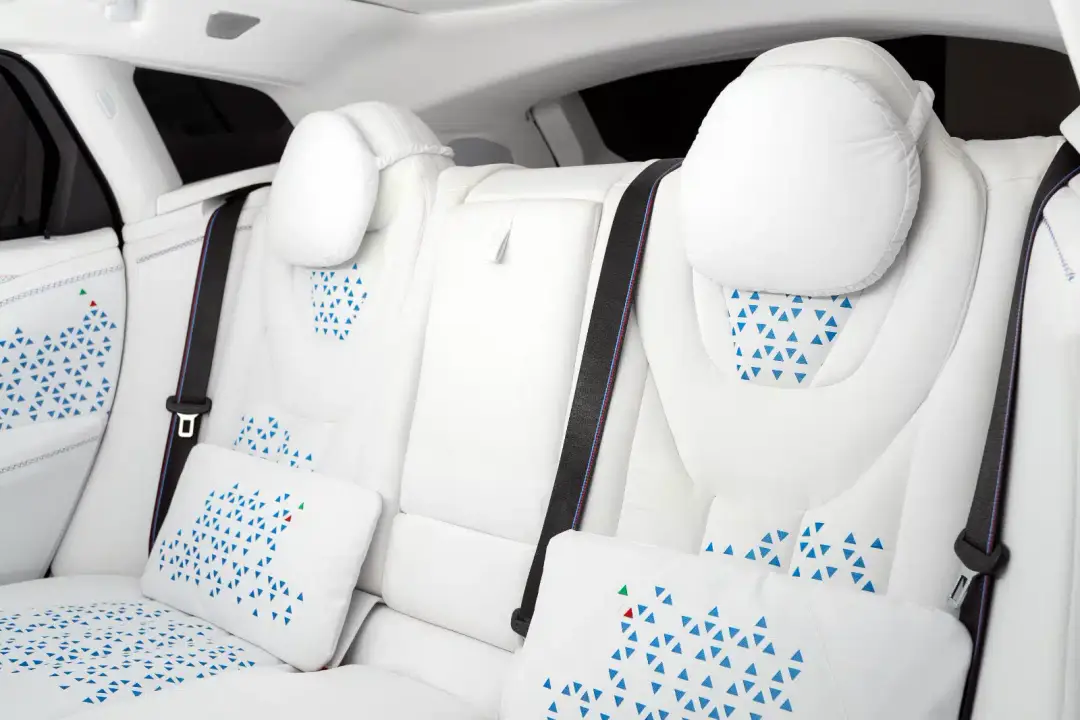 BMW XM Alcantara