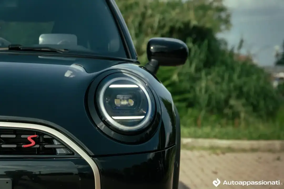 mini cooper s 2024 03