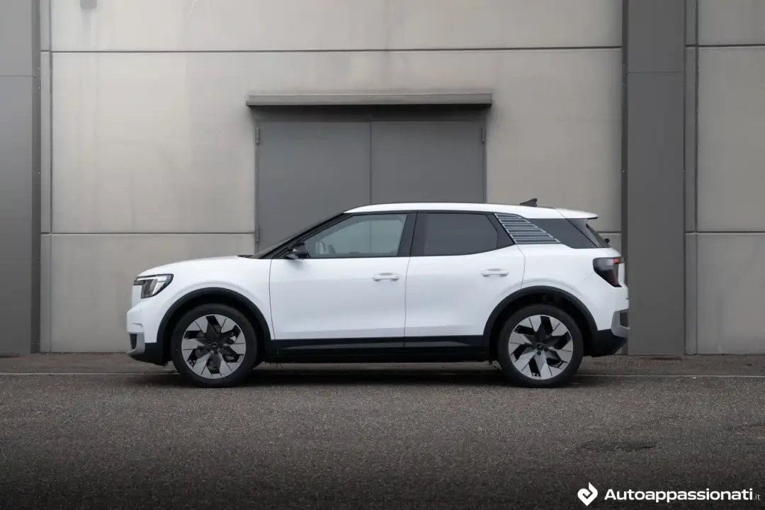 ford explorer ev 17