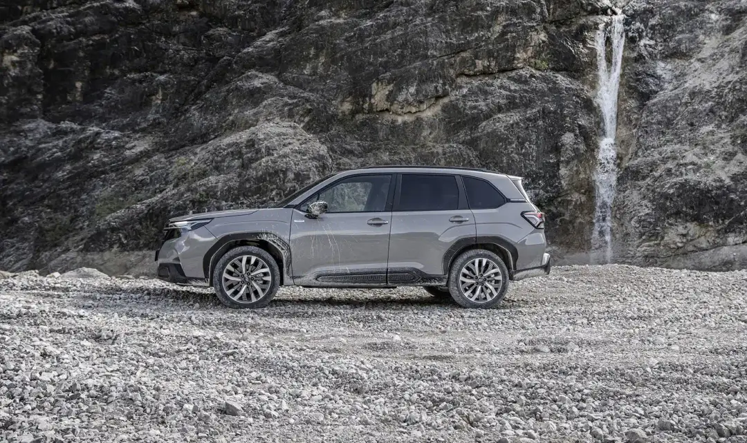 subaru forester 2025 2