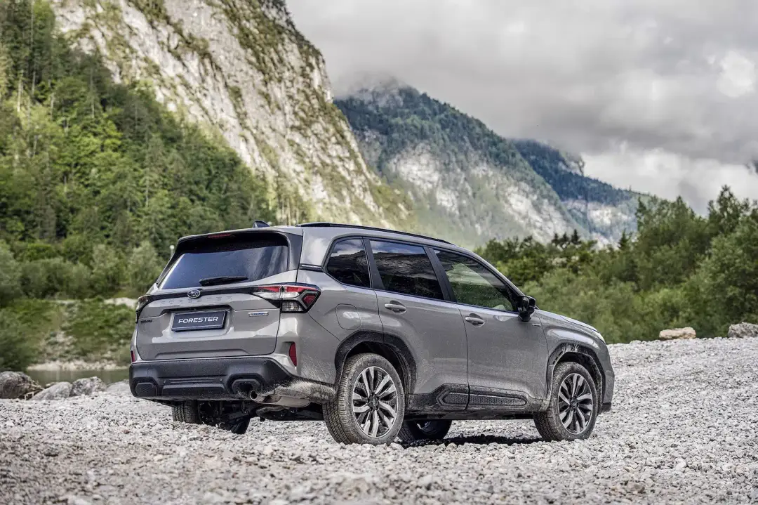 subaru forester 2025 3